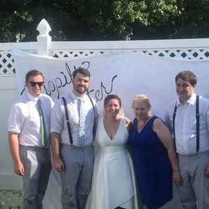 Meet your Posher, Allison